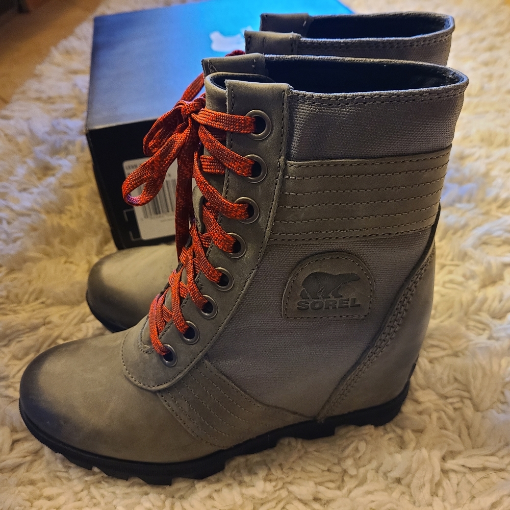 Lexie Wedge Sorel